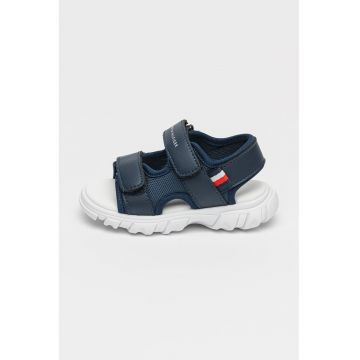 Sandale cu inchidere velcro si logo Sandale cu inchidere velcro si logo
