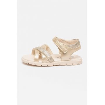 Sandale cu inchidere velcro si talpa plata Sandale cu inchidere velcro si talpa plata