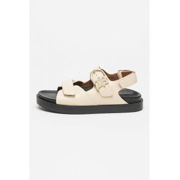 Sandale din piele cu logo metalic Sandale din piele cu logo metalic